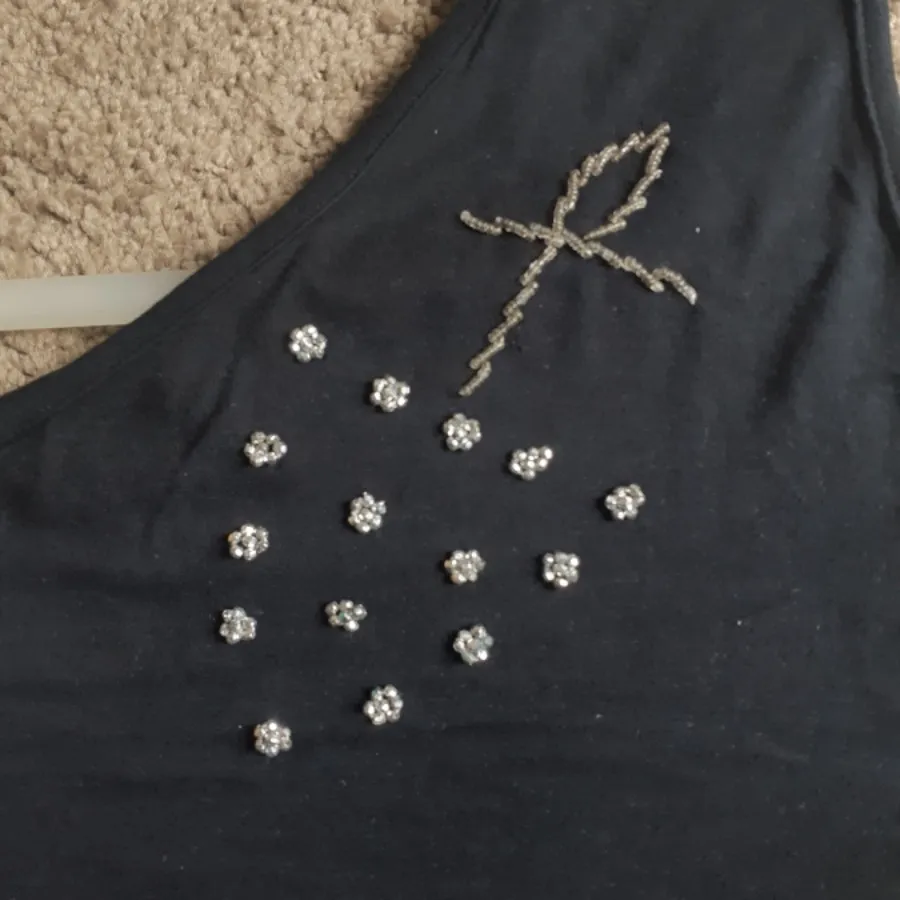 تاپ مشکی یکطرفه