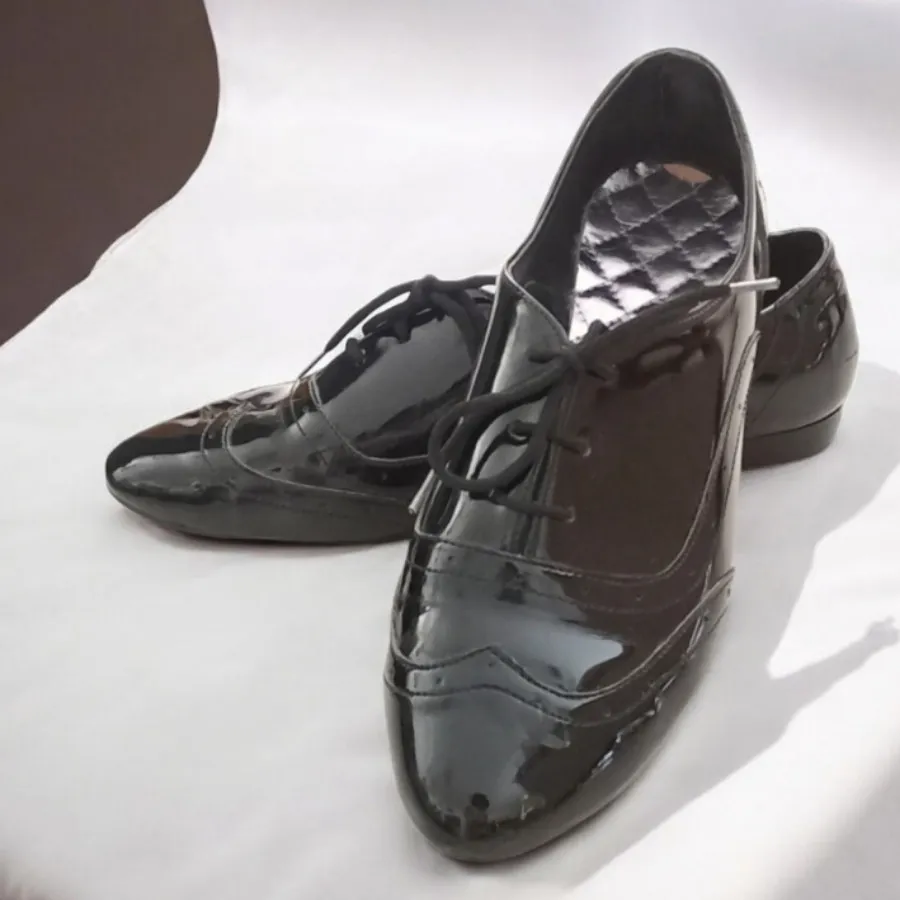 کفش کژوال کلاسیک ورنی