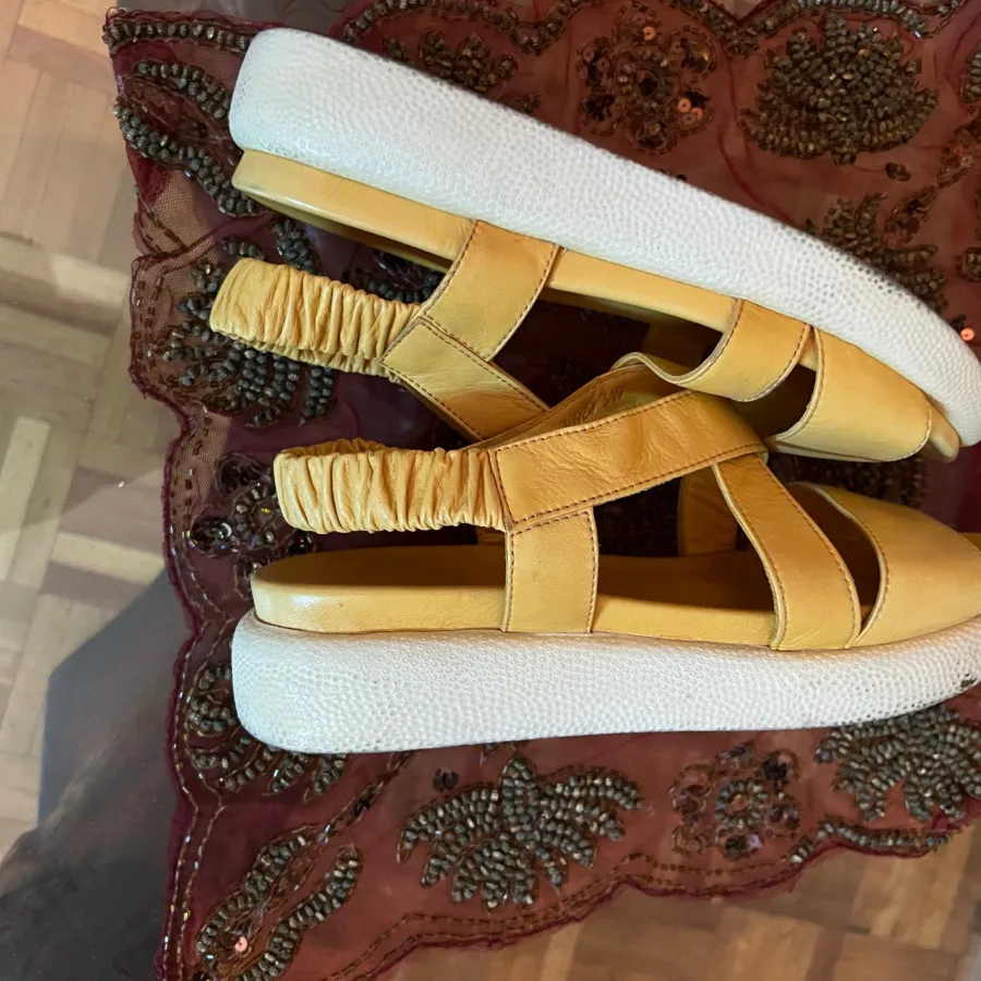 کفش چرم اصل مشهد