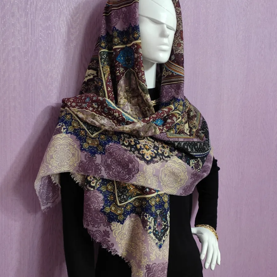 روسری نخی ژاکارد طرح سنتی