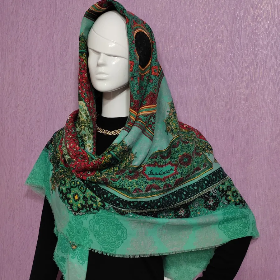 روسری نخی ژاکارد طرح سنتی