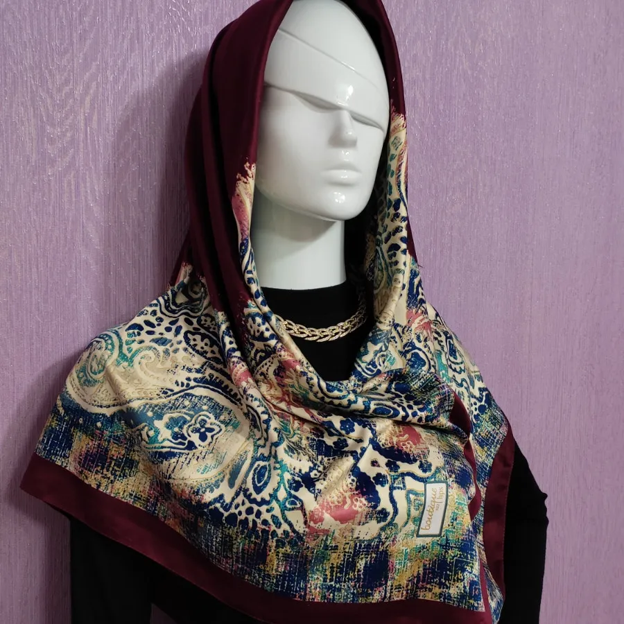 روسری ساتن برند Boutique