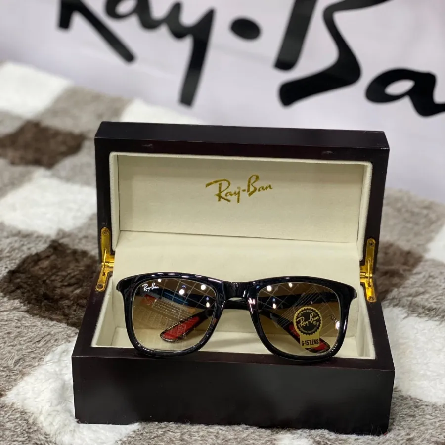 Ray ban