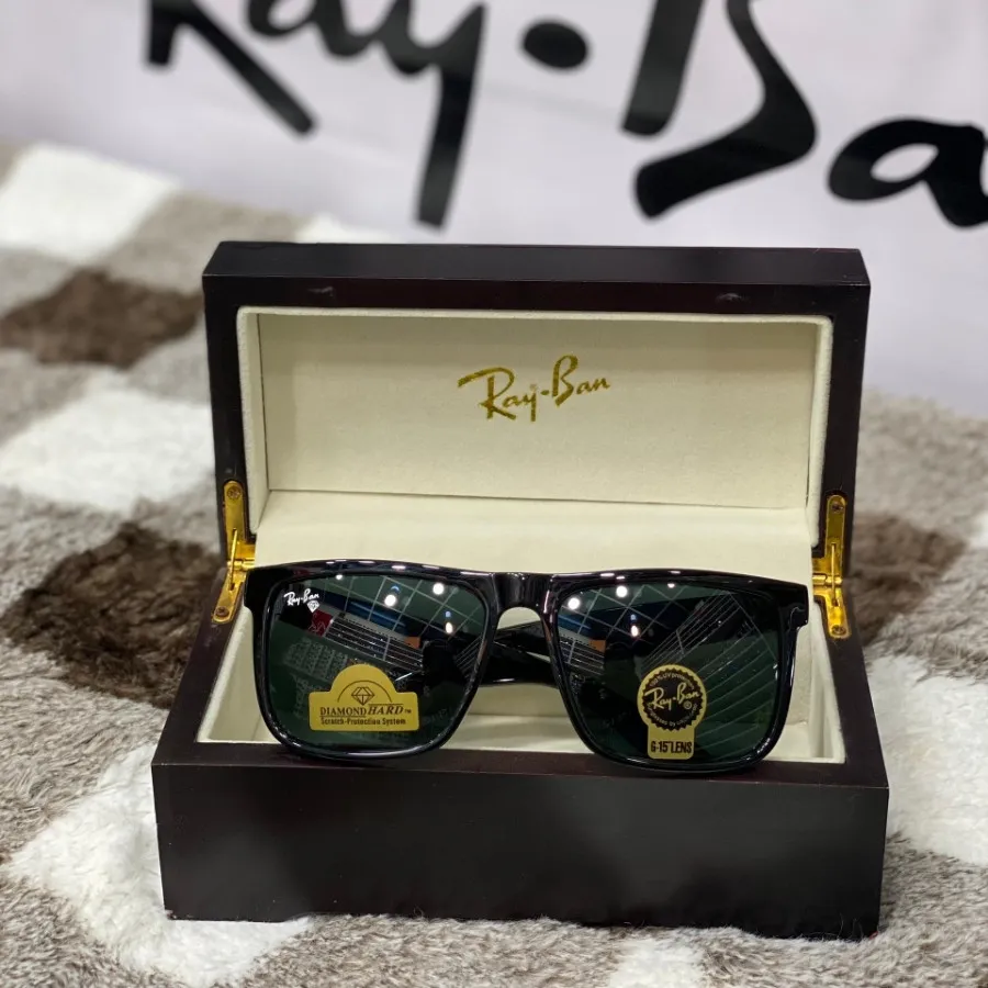 Ray ban