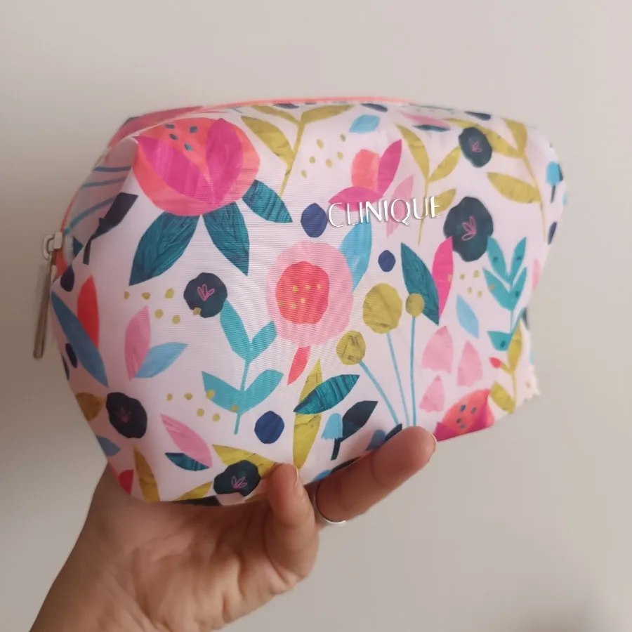 clinique cosmetic bag