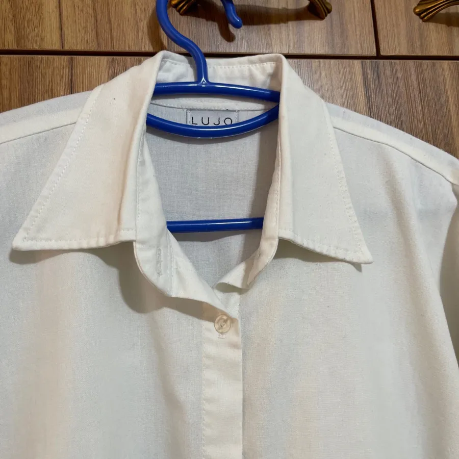 شومیز سفید