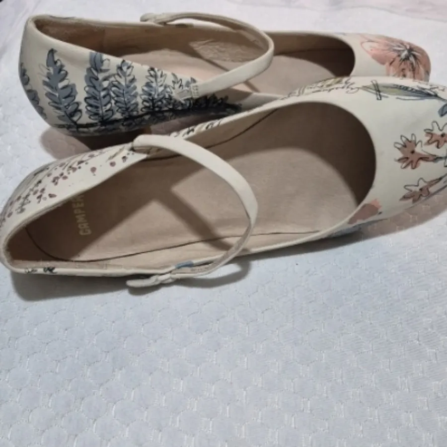 کفش وارداتی