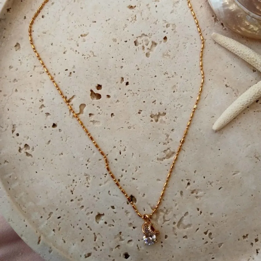 گردنبند و گوشواره وارداتی