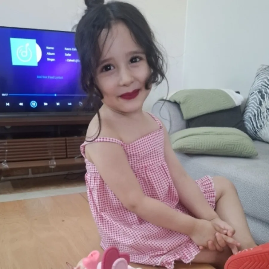 پیراهن دخترانه