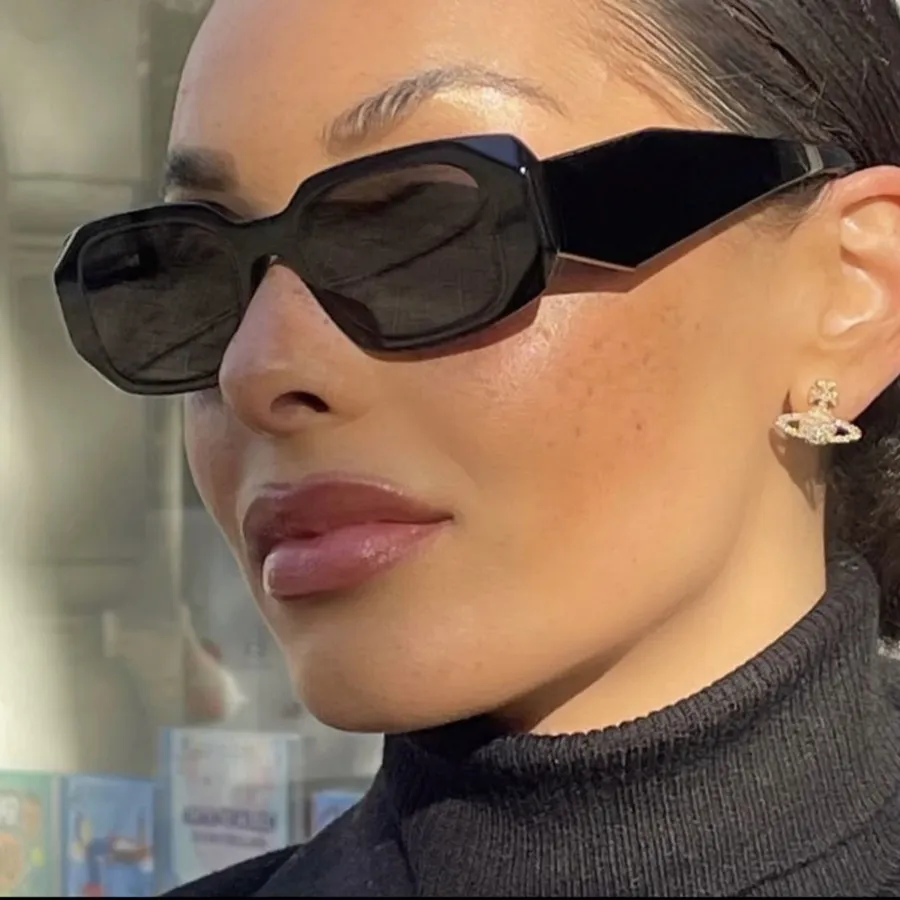 عینک ترند Prada