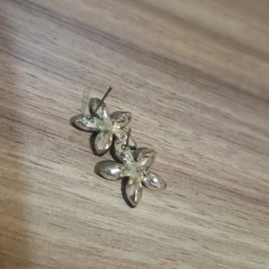 گوشواره طرح گل