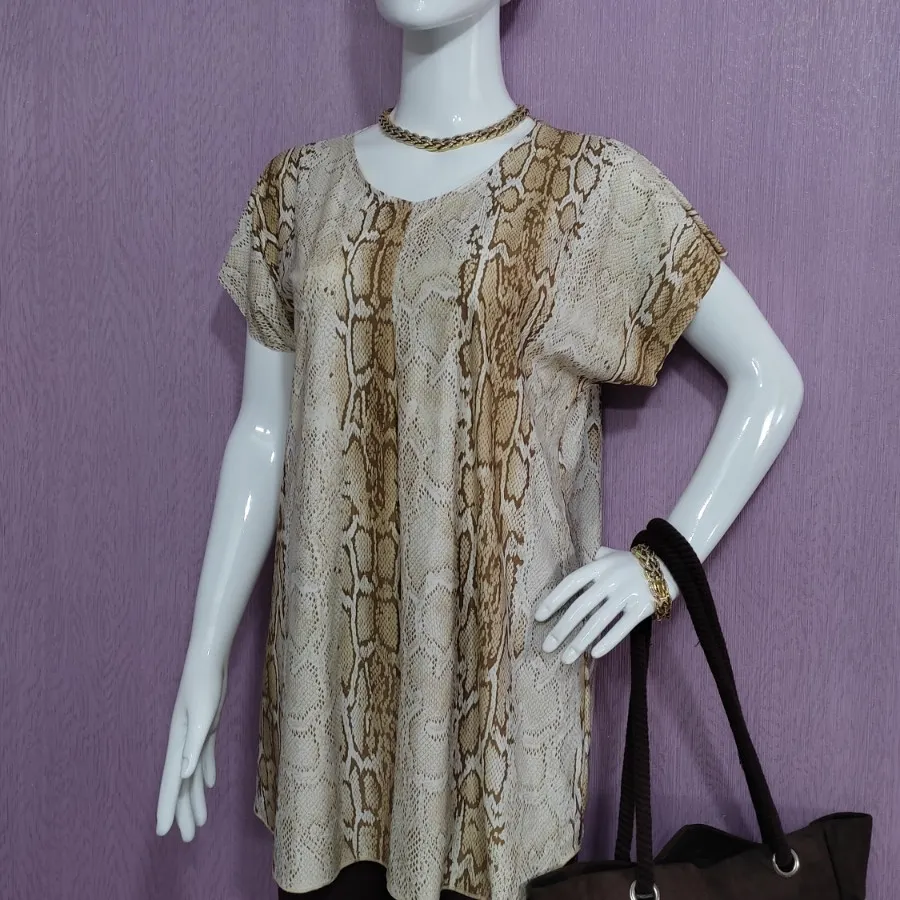 تیشرت طرح پوست ماری
