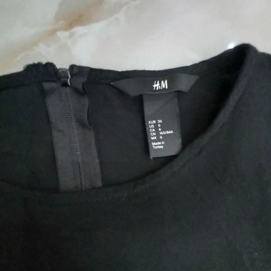 پیراهن اچ ان ام
