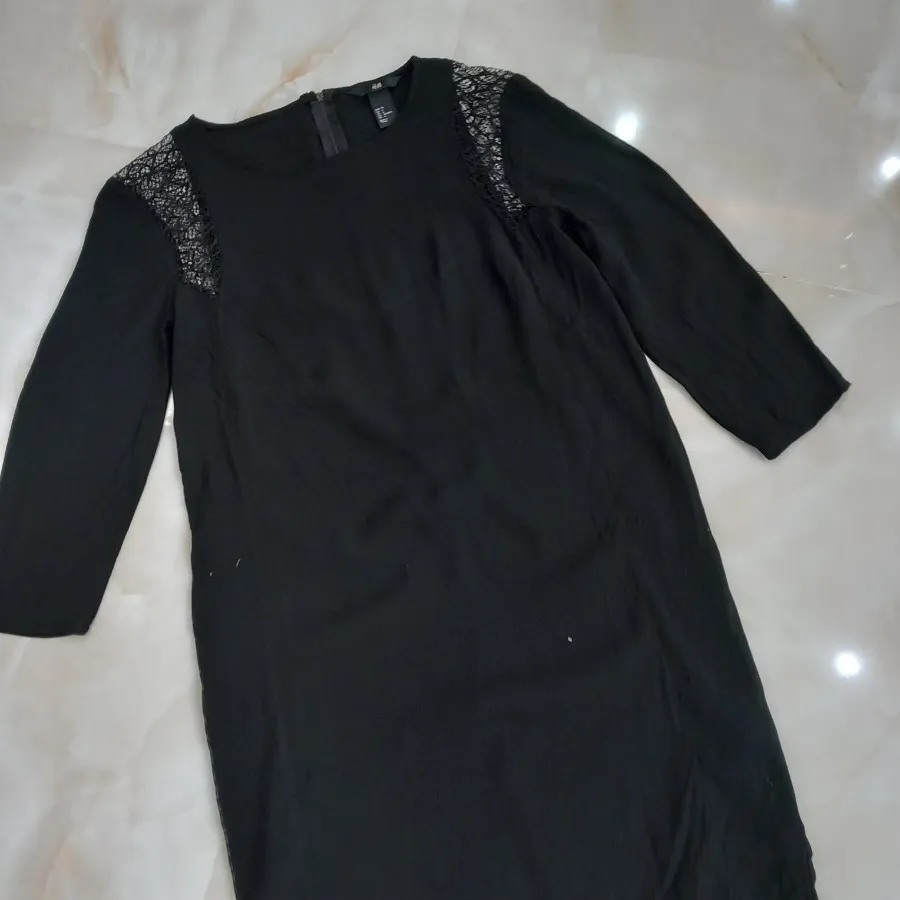 پیراهن اچ ان ام