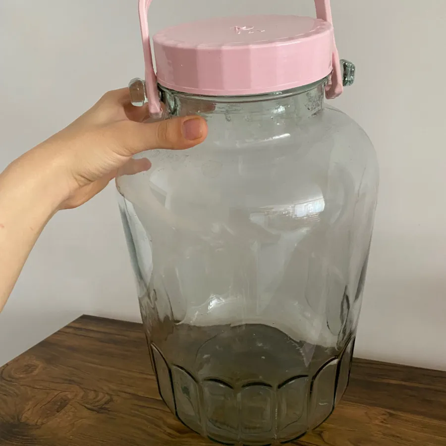 بانکه شیشه ای