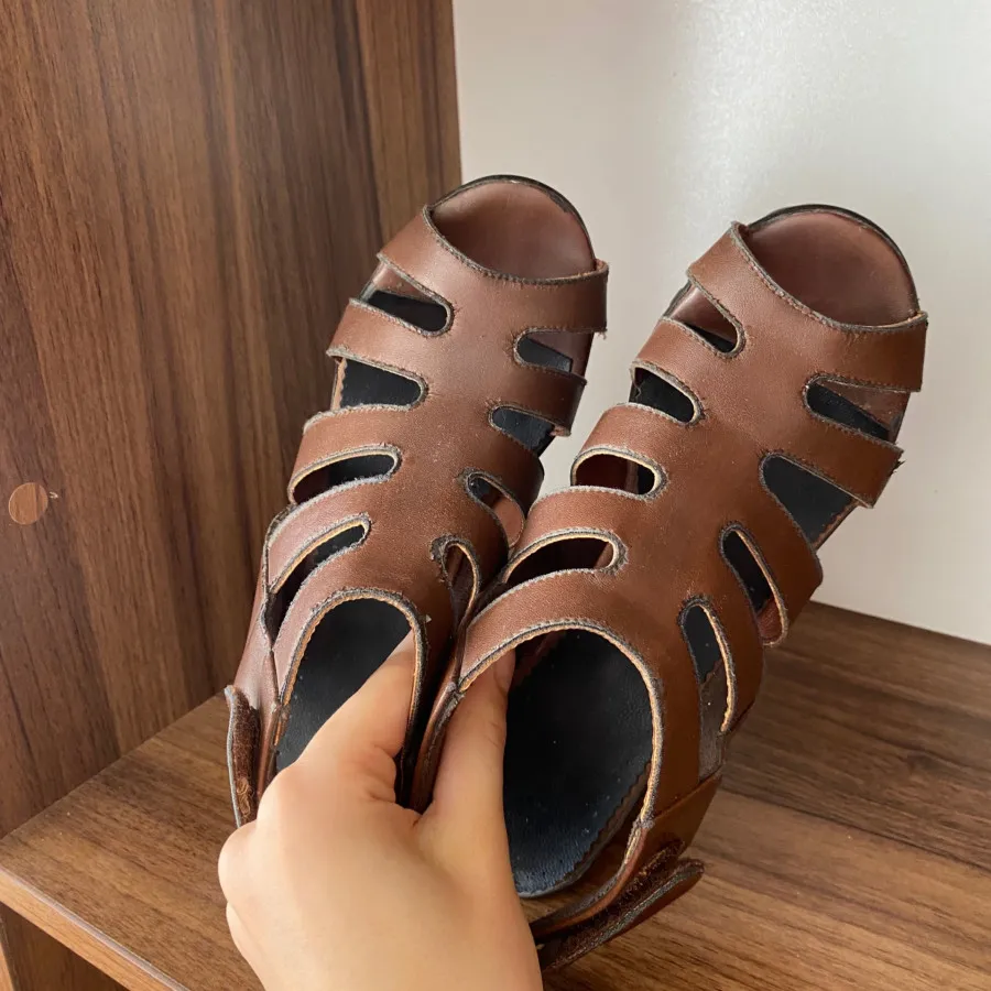 صندل قهوه ای