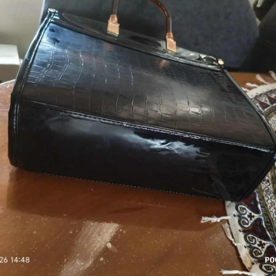 کیف ورنی مشکی