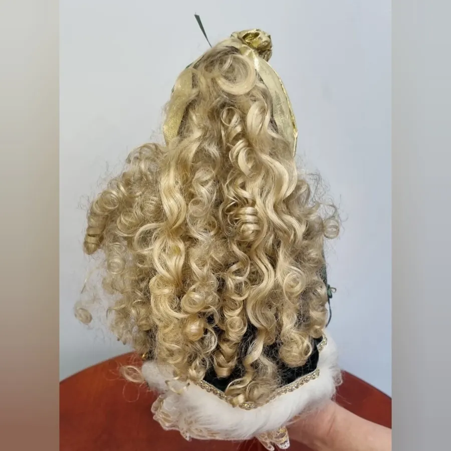 عروسک