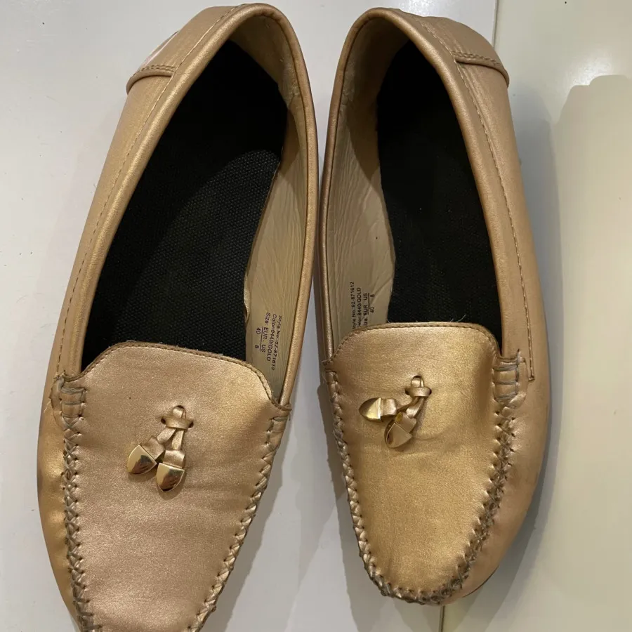کفش کالج جوتی جینر