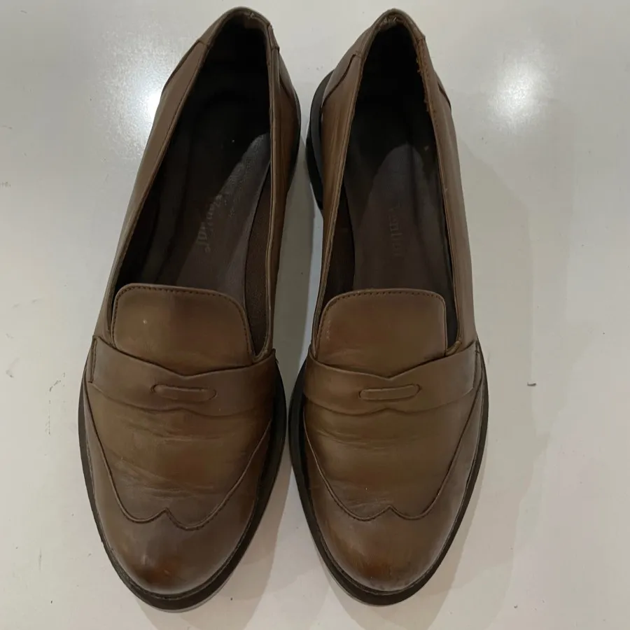 کفش چرم قهوه ای