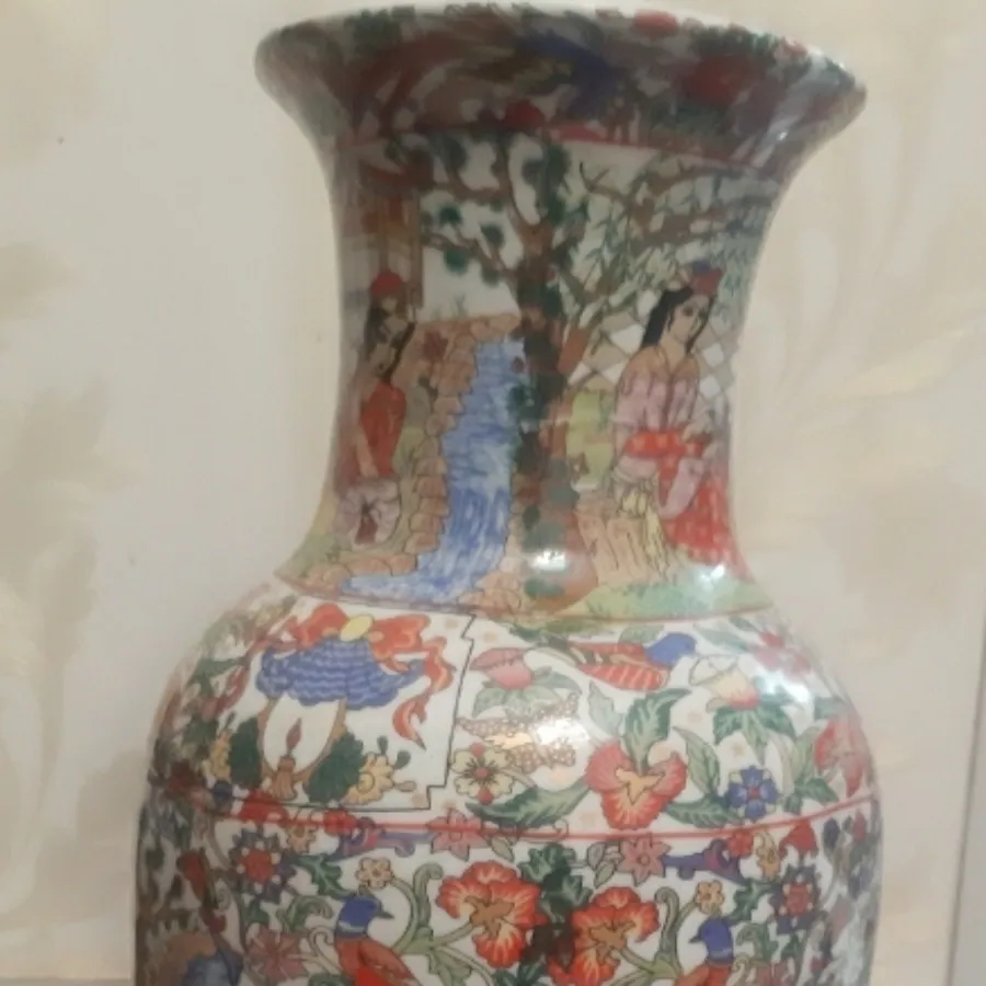 گلدان گل ومرغی.