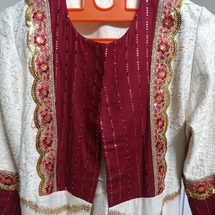 مانتو مزونی