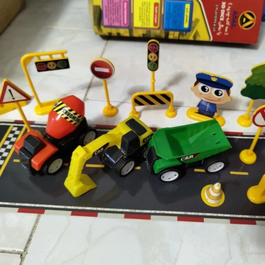 ماشین و علایم رانندگی