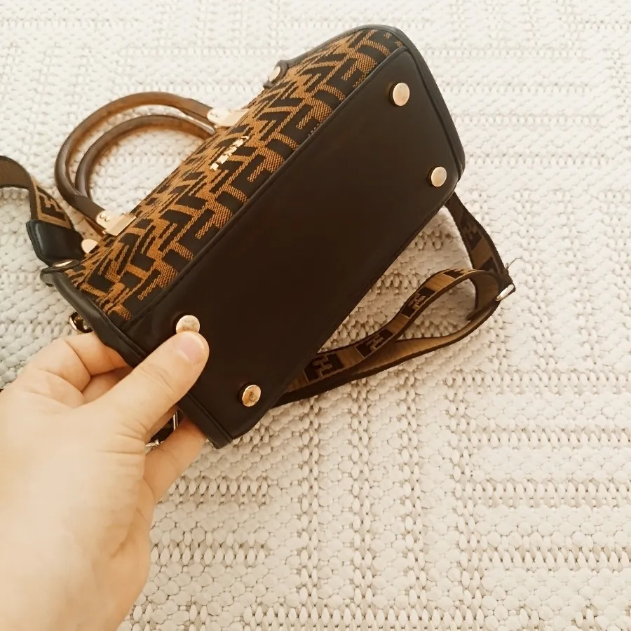 کیف فندی