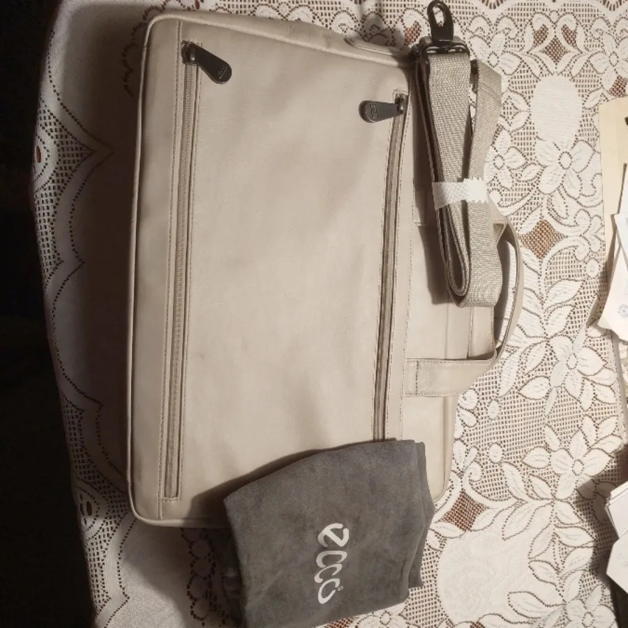 کیف اداری زنانه