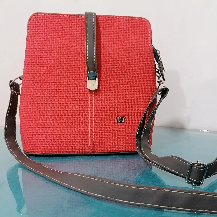 کیف چرم مرجانی