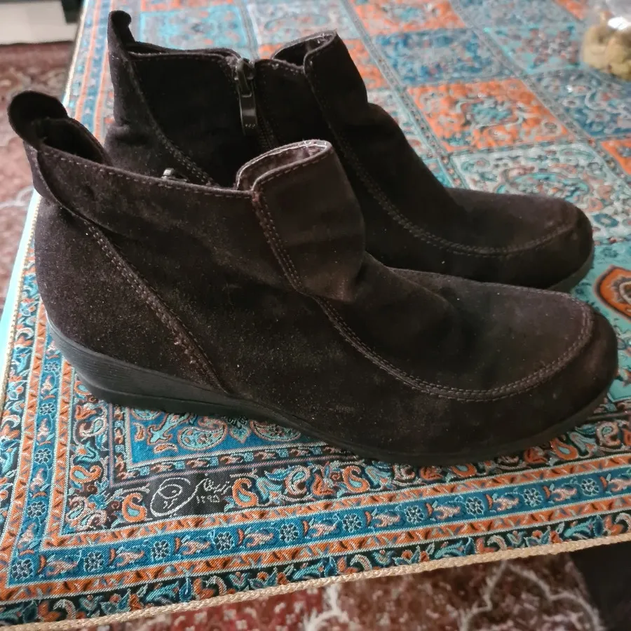کفش نیم بوت
