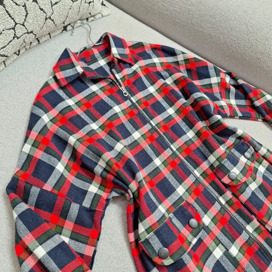 شکت زیپی چهارخونه