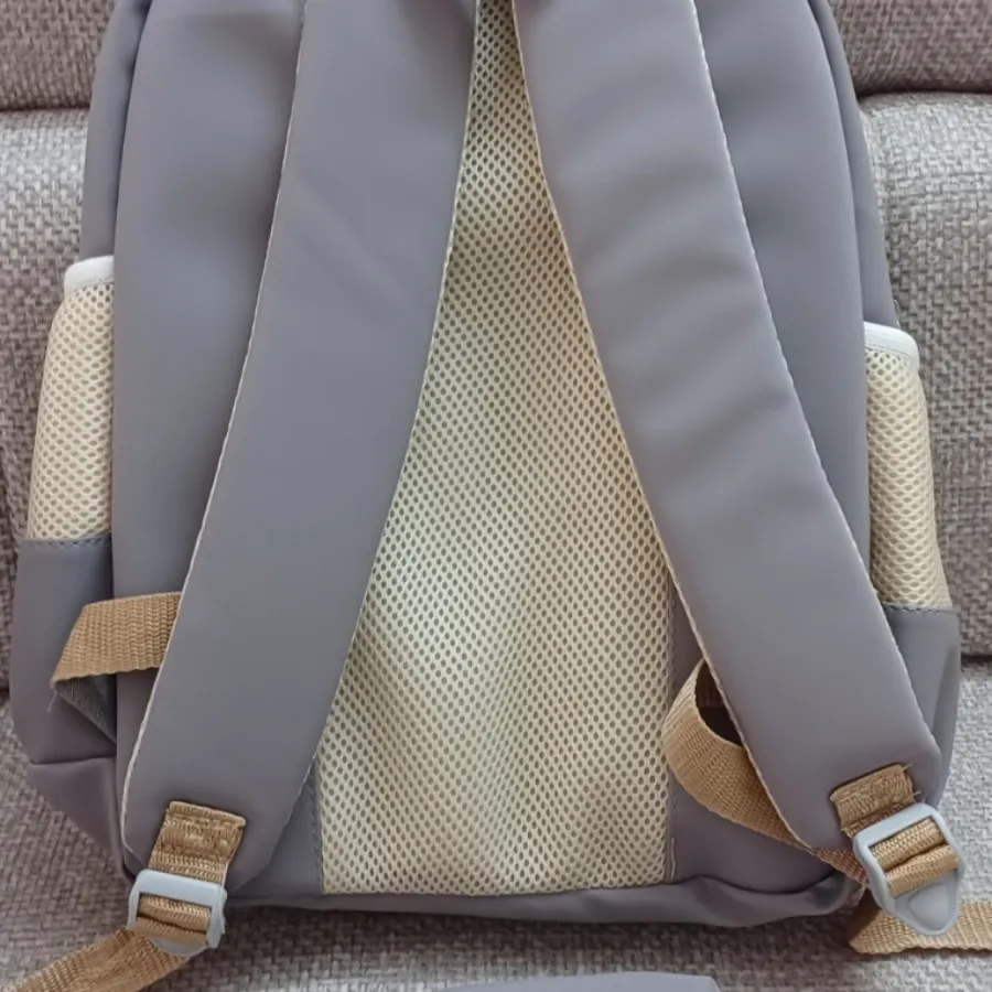 کوله پشتی مدرسه