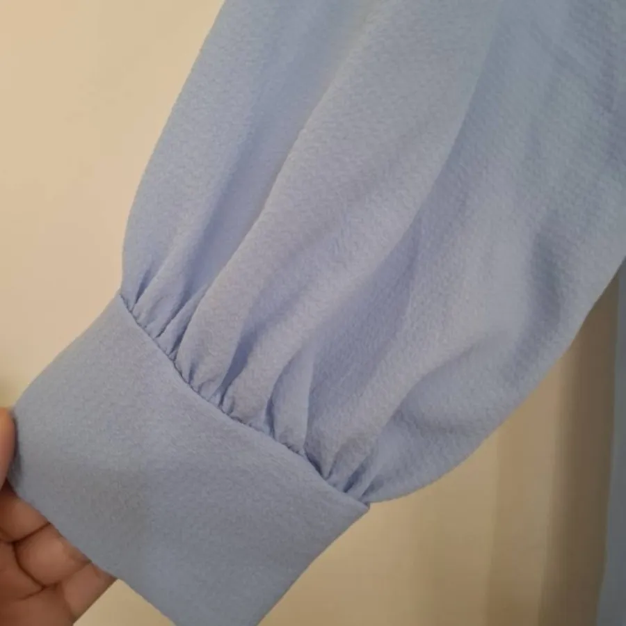 مانتو جلوباز