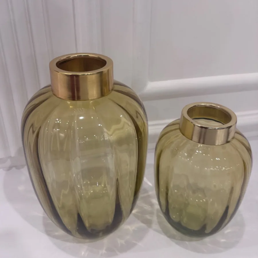 گلدان شیشه