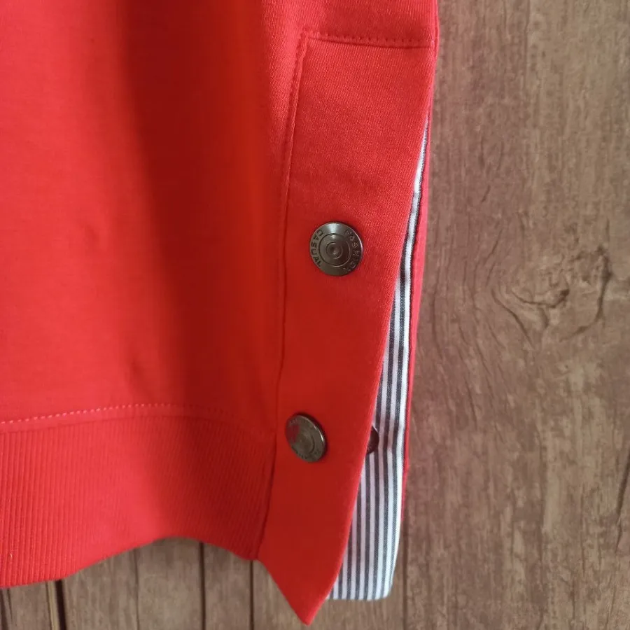تیشرت سرخابی