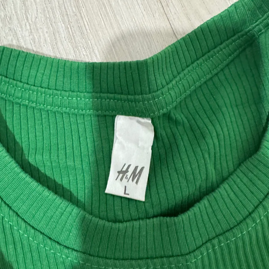تیشرت کبریتی h&m سایز L