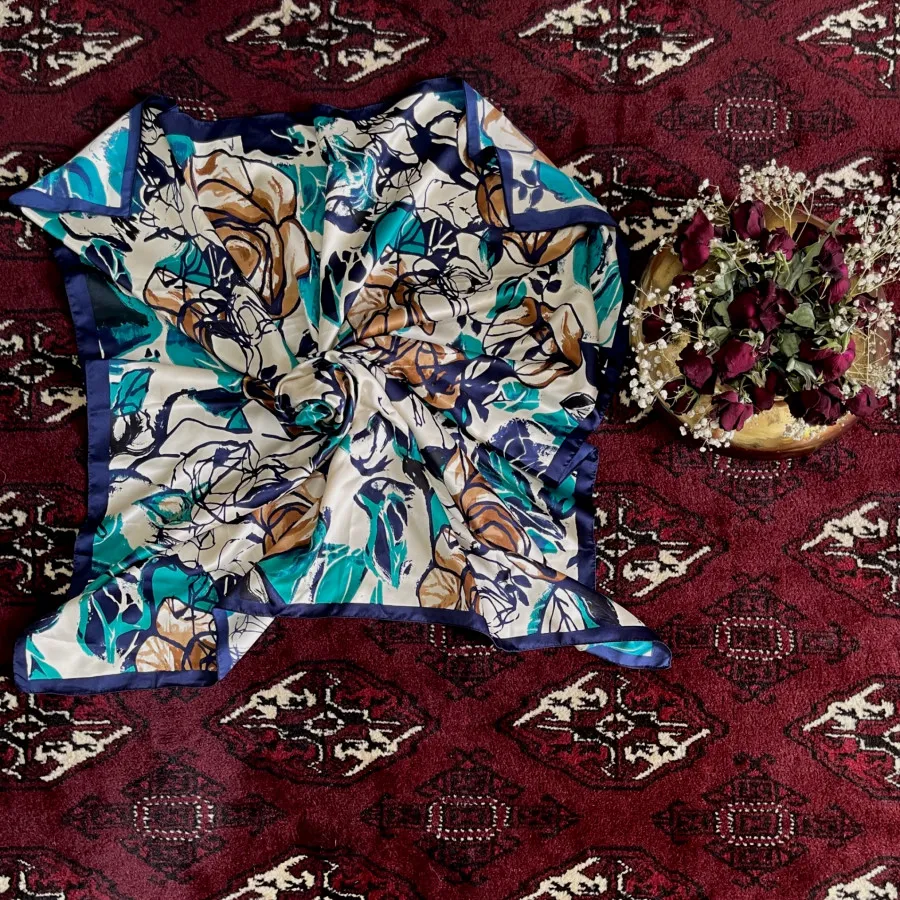 روسری ساتن