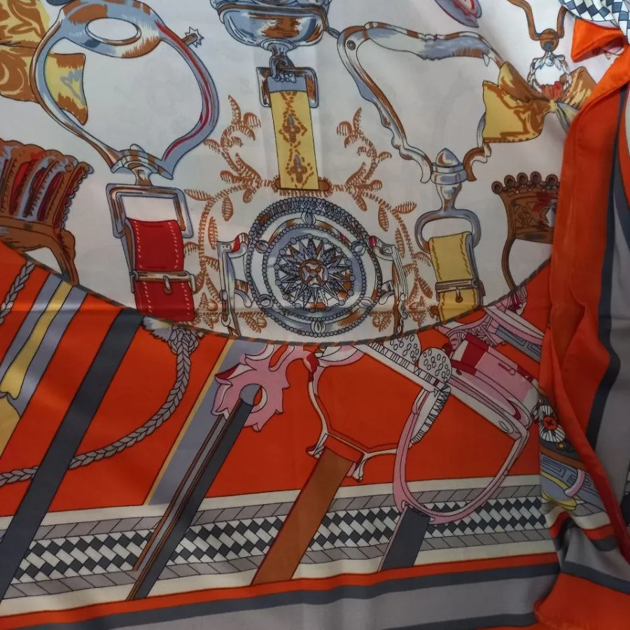 روسری نارنجی