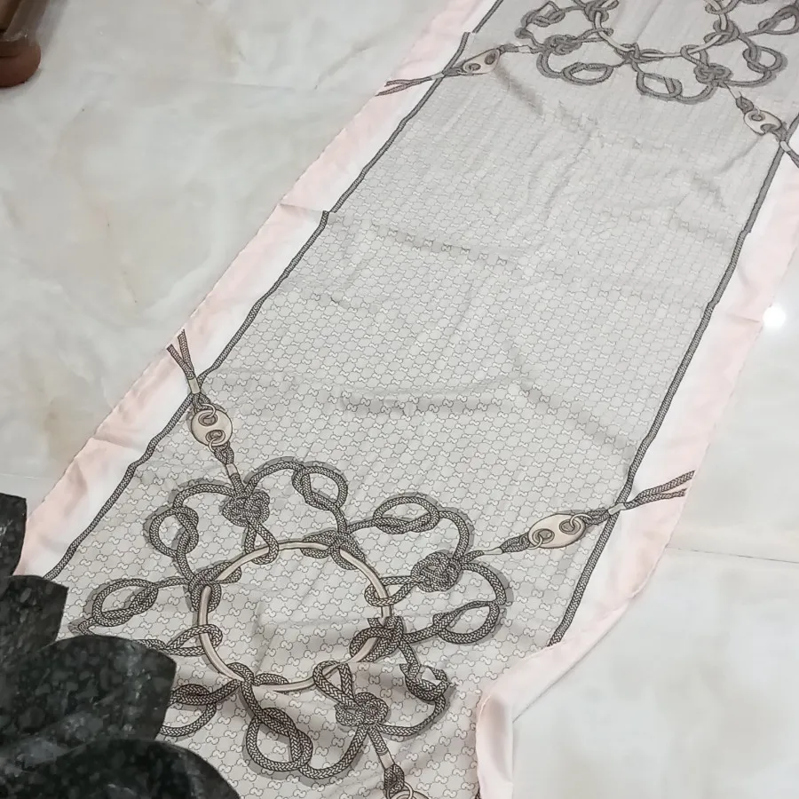 شال  ساتن سیلک