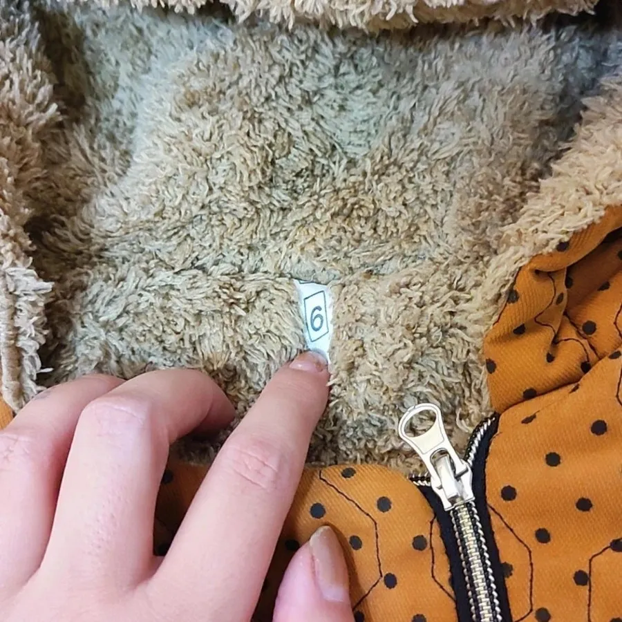 سرهمی کلاهدار داخل خز