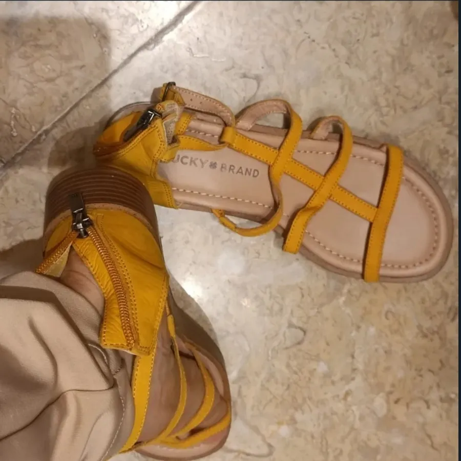 کفش چرم خارجی زنانه نو