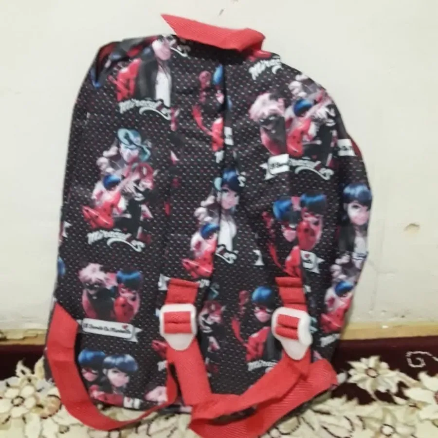 ?کوله مدرسه،دخترکفشدوزکی