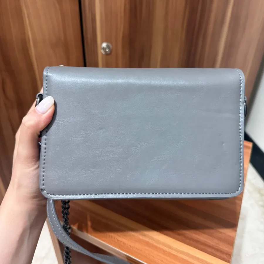 کیف چرمی طوسی