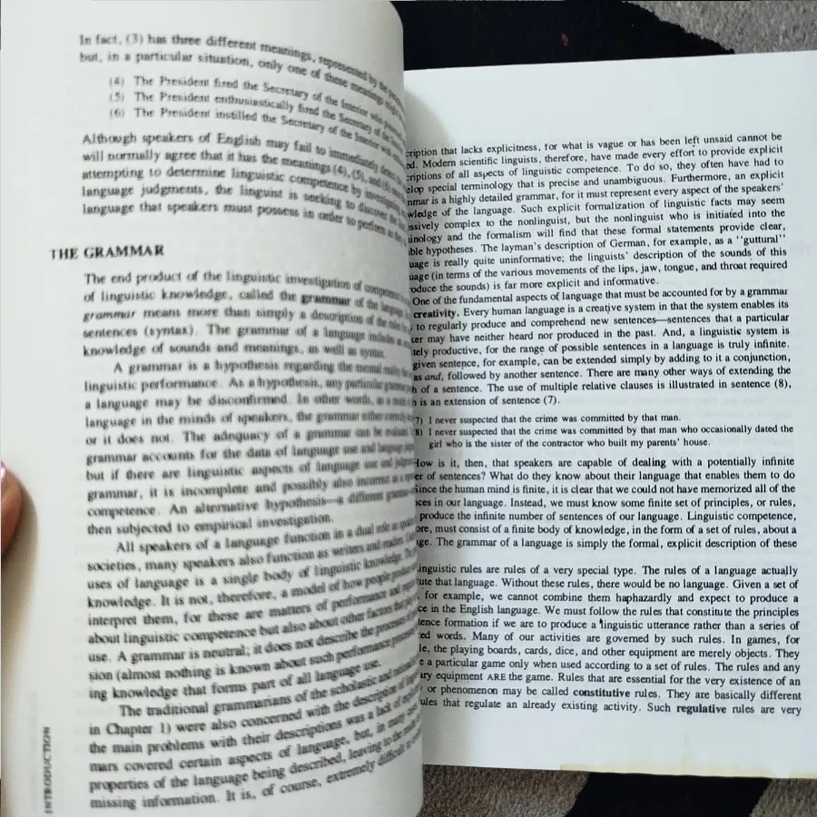 کتاب زبانشناسی