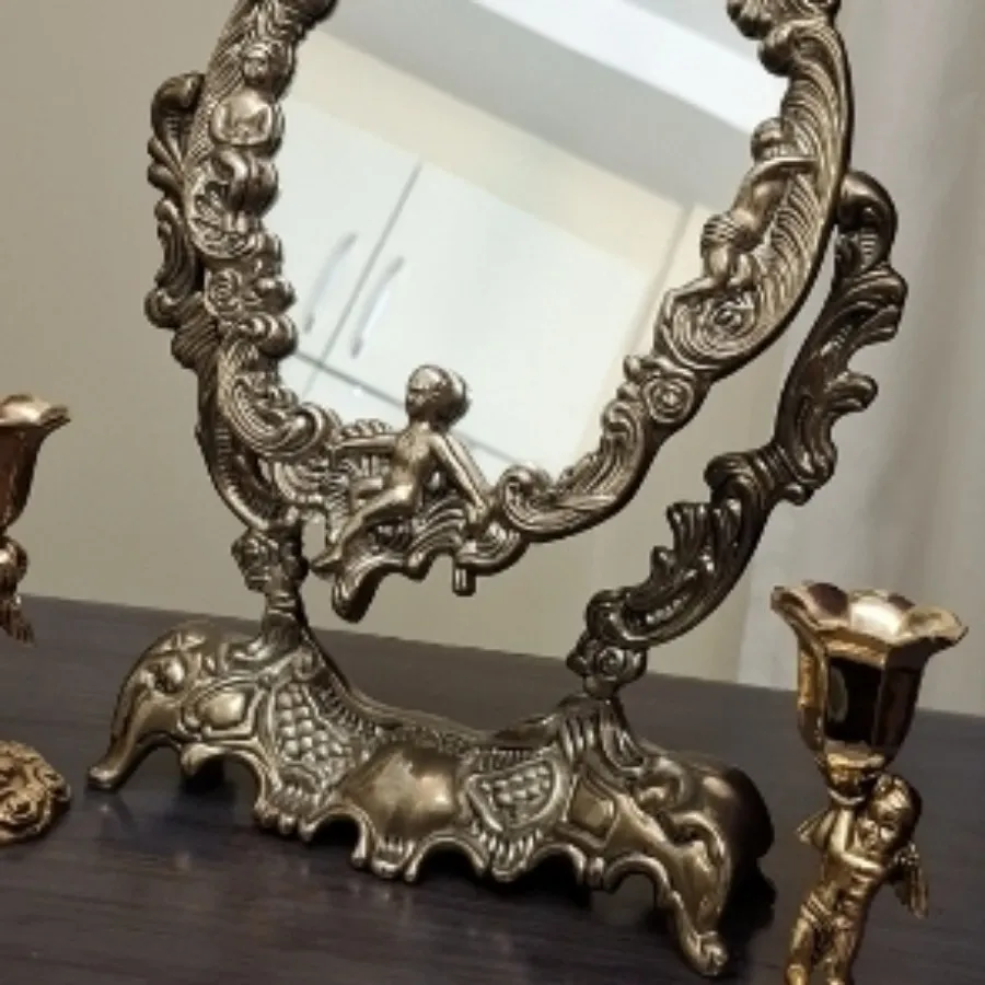 آینه و شمعدان