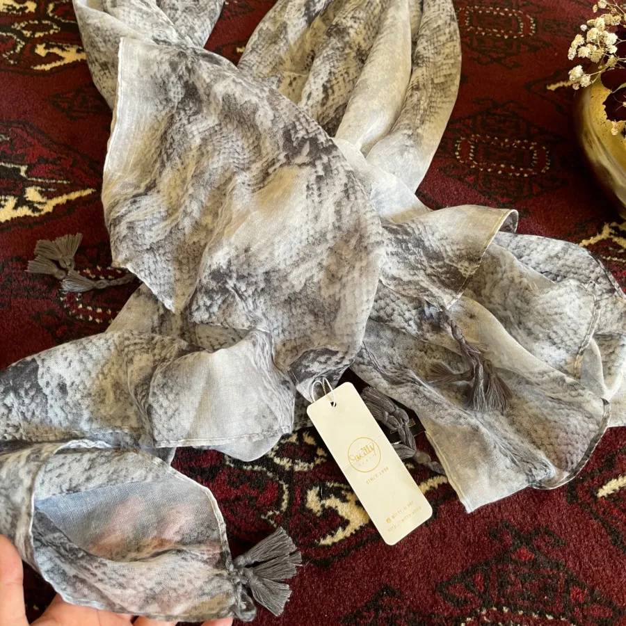 شال نخی پوست ماری