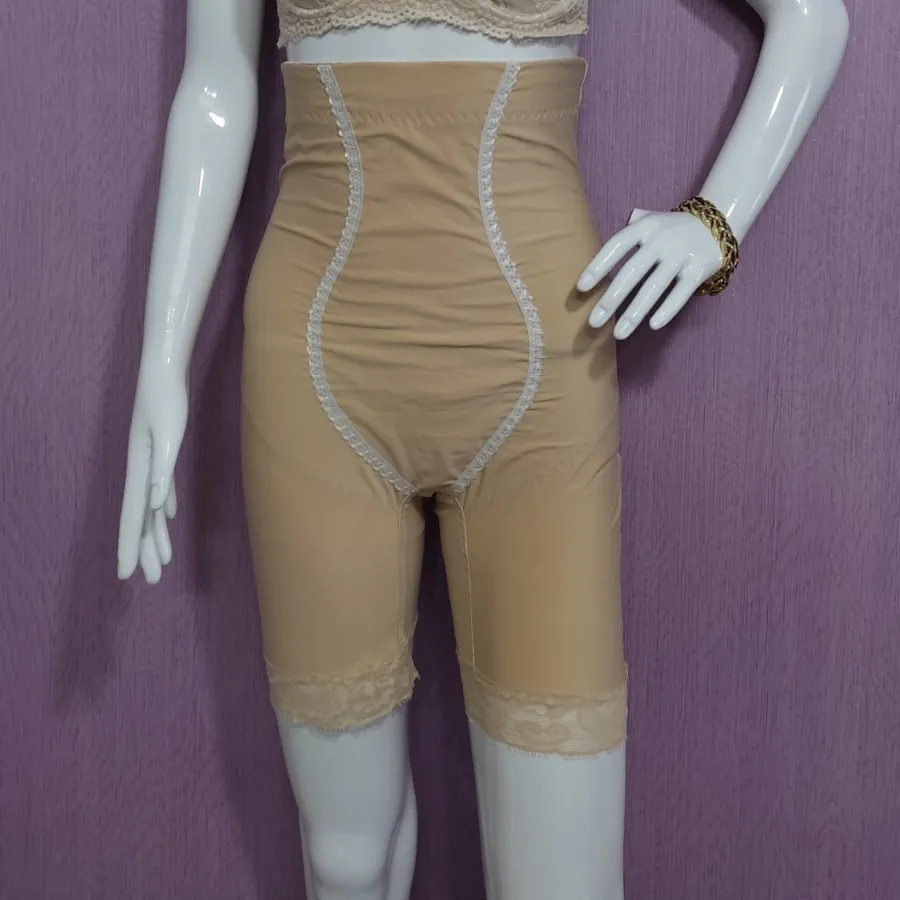 گن لاغری شلوارکی
