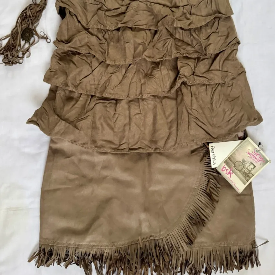 ست تاپ و دامن Bershka