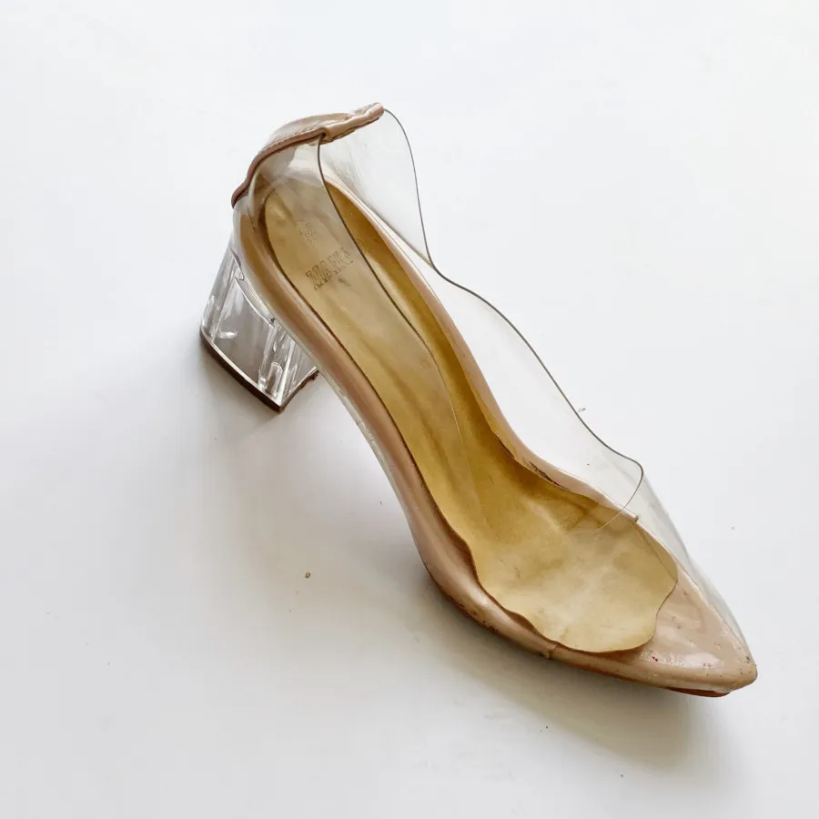 کفش شیشه ای سایز 37-38